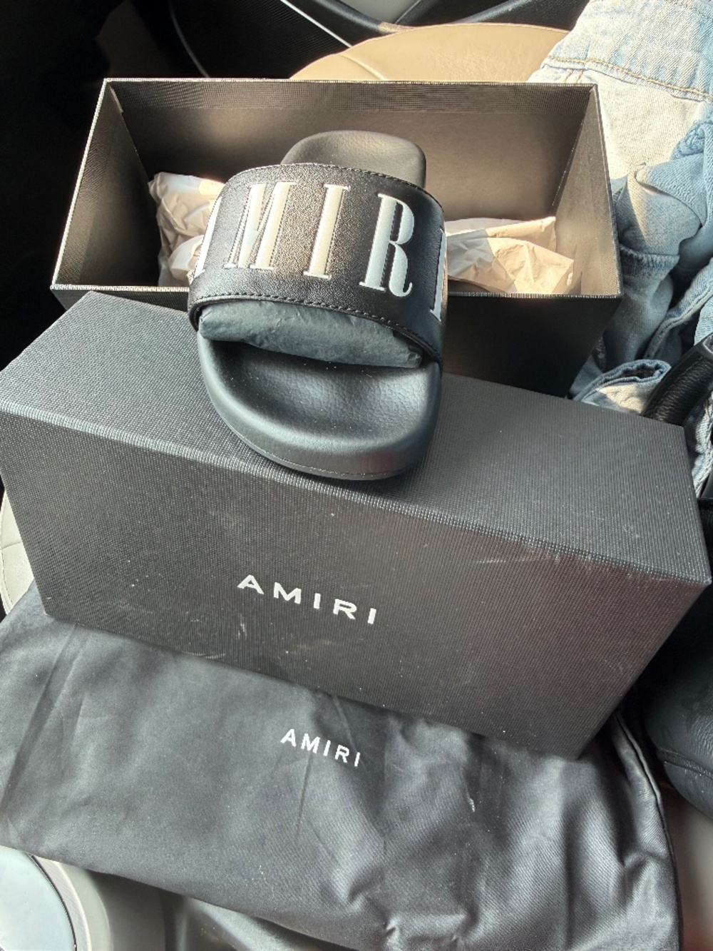 Toddler Amiri logo Slides